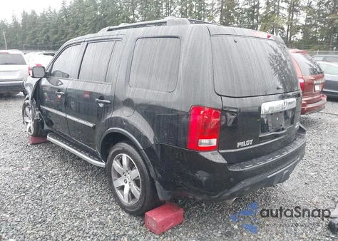 2013 Honda Pilot Touring z USA, uszkodzony, nr VIN 5FNYF4H92DB061417